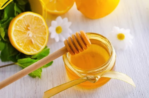 3 cách loại bỏ mụn ẩn ở dưới mũi